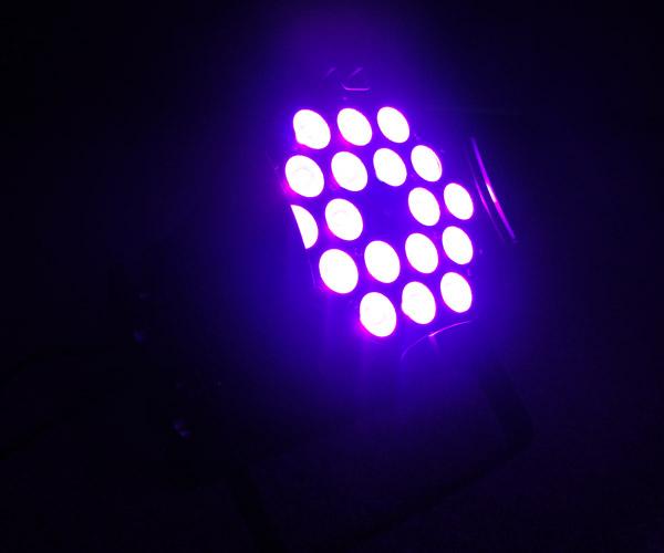 le pair d'intérieur de 300W LED peut des lumières, couleur multi de la lumière RGBW de club de joint de mur de LED